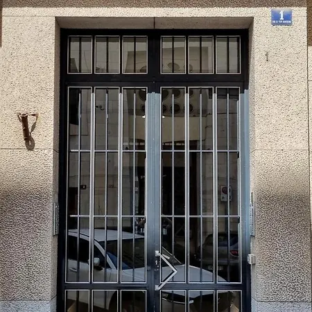 Al Volo Tor Bandena Penzion Terst