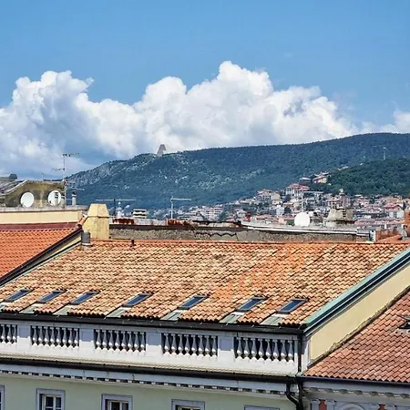 Al Volo Tor Bandena Penzion Terst