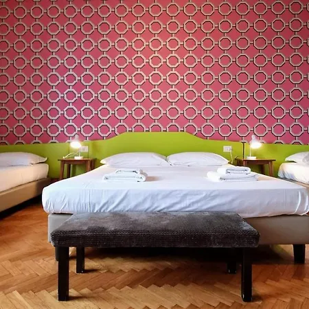 Al Volo Tor Bandena Penzion Terst