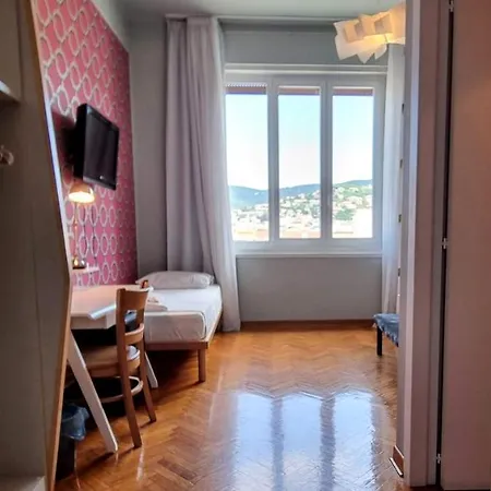 Penzion Al Volo Tor Bandena