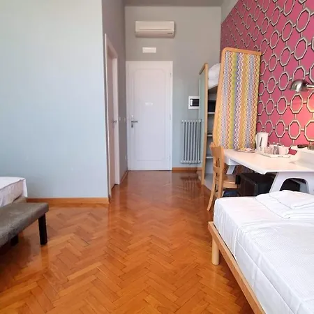 Al Volo Tor Bandena Penzion Terst